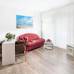 Aparthotel Haus Bracht- Direkt Am Kurplatz Juist