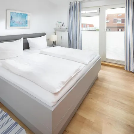 Haus Bracht- Direkt Am Kurplatz 3* Juist