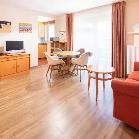 Apart-hotel Haus Bracht- Direkt Am Kurplatz 3*