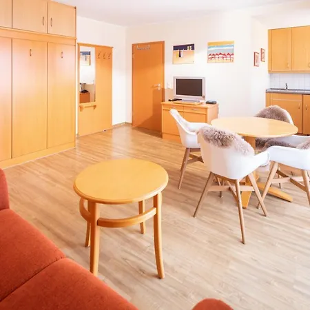 Haus Bracht- Direkt Am Kurplatz Apartmanhotel 3*