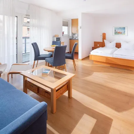 Haus Bracht- Direkt Am Kurplatz Апарт-отель Йюст