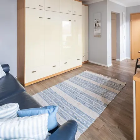 Haus Bracht- Direkt Am Kurplatz Apart-hotel Juist