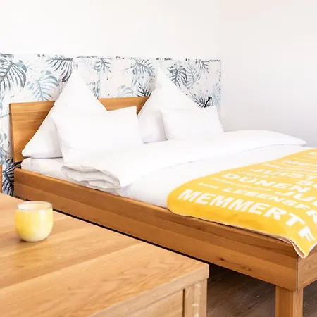 Haus Bracht- Direkt Am Kurplatz Apart-hotel Juist