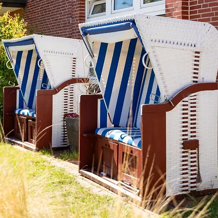 Haus Bracht- Direkt Am Kurplatz Hotel apartamentowy *