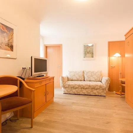 Haus Bracht- Direkt Am Kurplatz Ξενοδοχείο με διαμερίσματα