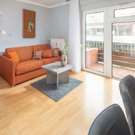 Haus Bracht- Direkt Am Kurplatz Apart-hotel Juist