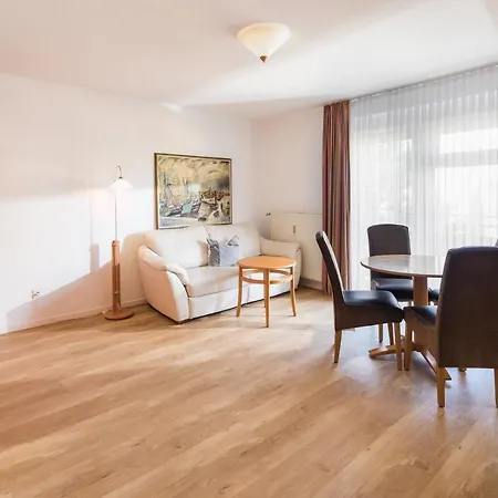 Haus Bracht- Direkt Am Kurplatz * Juist