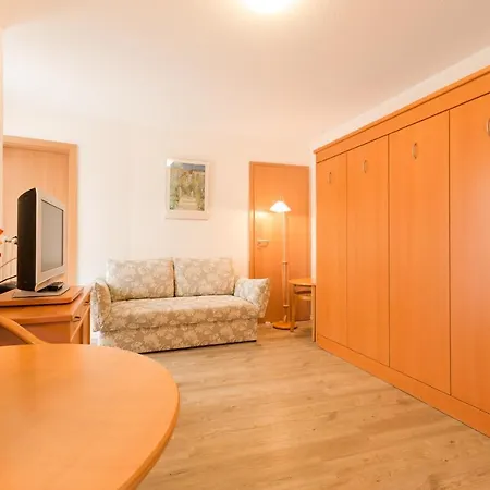 Haus Bracht- Direkt Am Kurplatz Aparthotel Juist