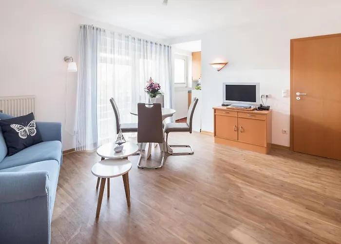 Haus Bracht- Direkt Am Kurplatz Juist